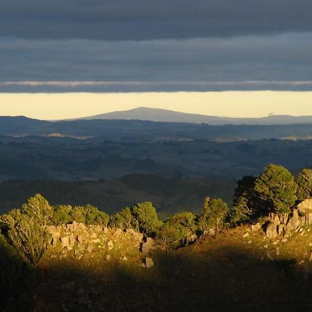 Rock Retreat B&B Farmstay Waitomo Caves Eksteriør bilde